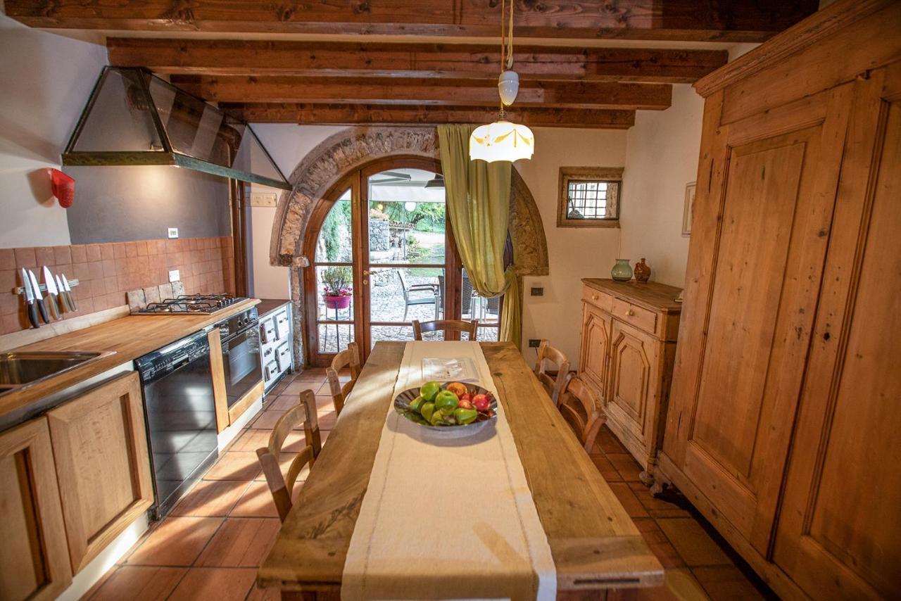 Giacomazzi House Bri Apartment Malcesine Bagian luar foto